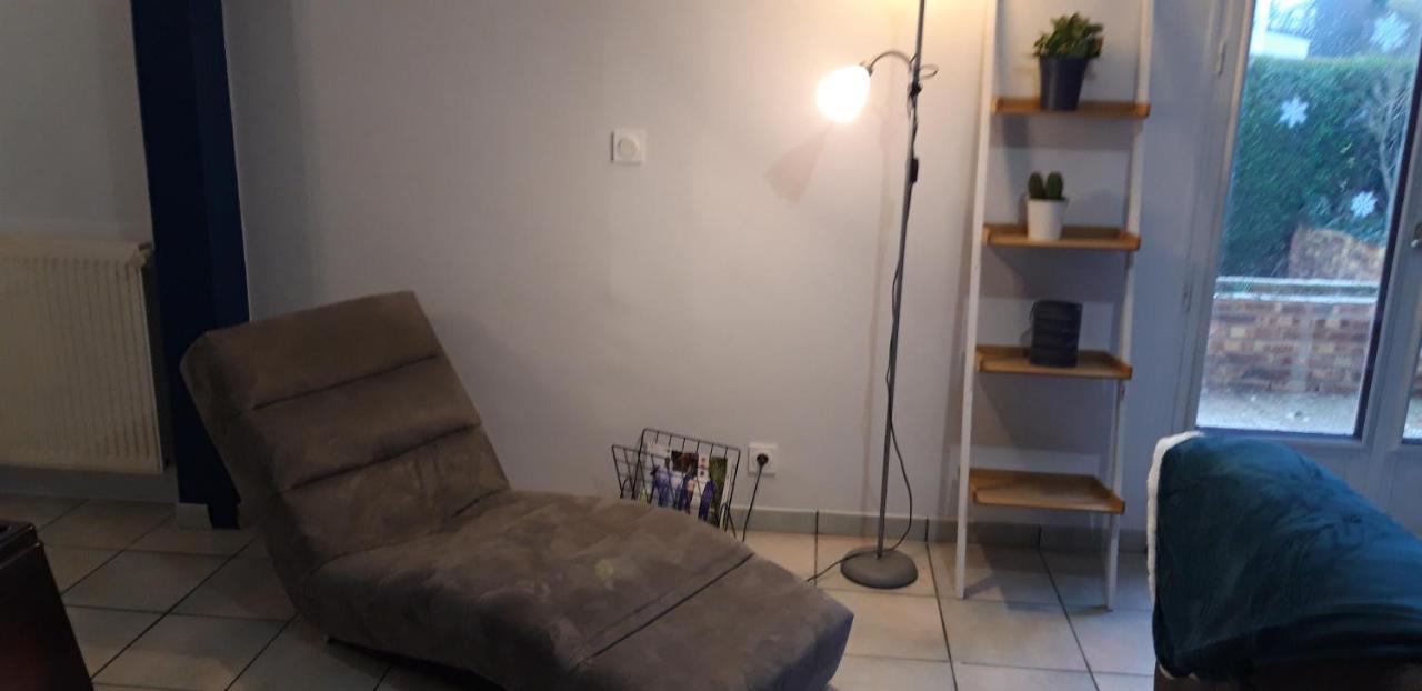 Vila Maison Chaleureuse Avec Insert En Campagne Saint-Mars-sur-la-Futaie Exteriér fotografie