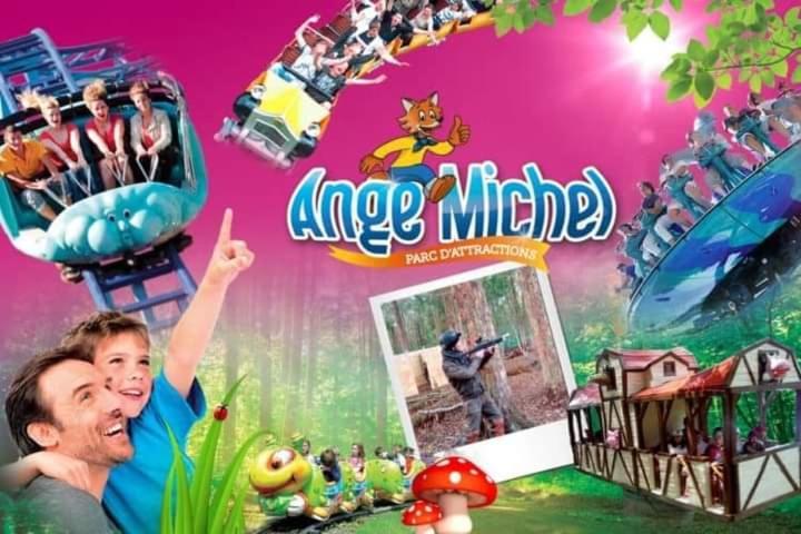 Vila Maison Chaleureuse Avec Insert En Campagne Saint-Mars-sur-la-Futaie Exteriér fotografie