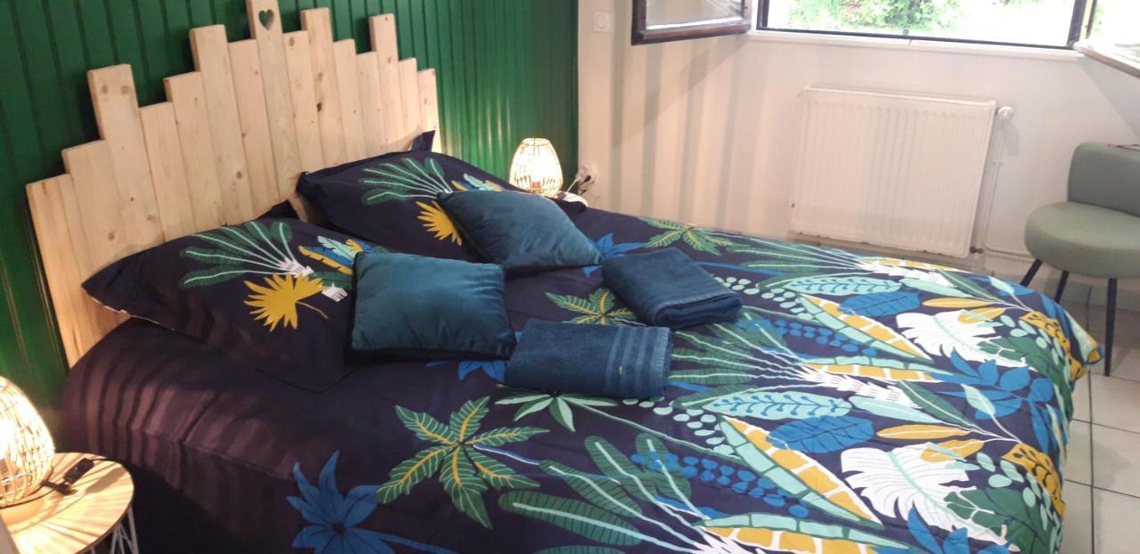Vila Maison Chaleureuse Avec Insert En Campagne Saint-Mars-sur-la-Futaie Exteriér fotografie